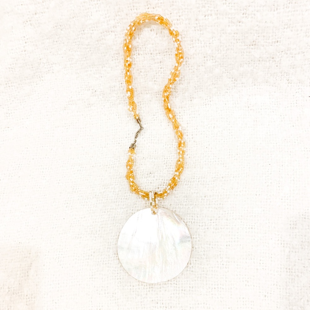 SOLD🌸Pearly beaded statement necklace
